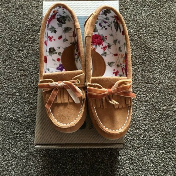 Cabela's Moccasin Suede Slippers Shoes Cognac Tan Women's One-Eye Kiltie… - Picture 6 of 8